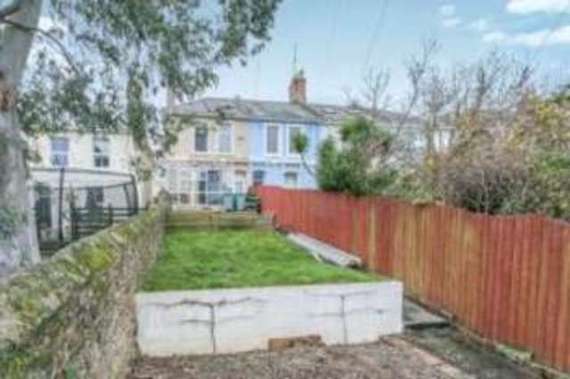 3 Bedroom End of Ter...